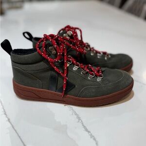 Veja women’s size 8.5 Green Hiking Shoes with Red Laces